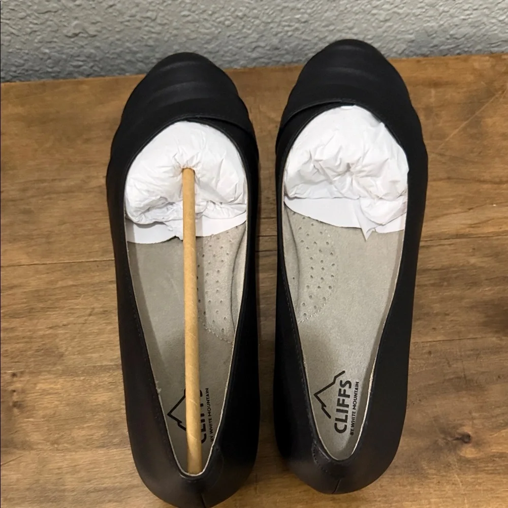 Cliffs by WHITE MOUNTAIN Black Women's Slip-On Ballet Flats size 10 - Picture 4 of 8